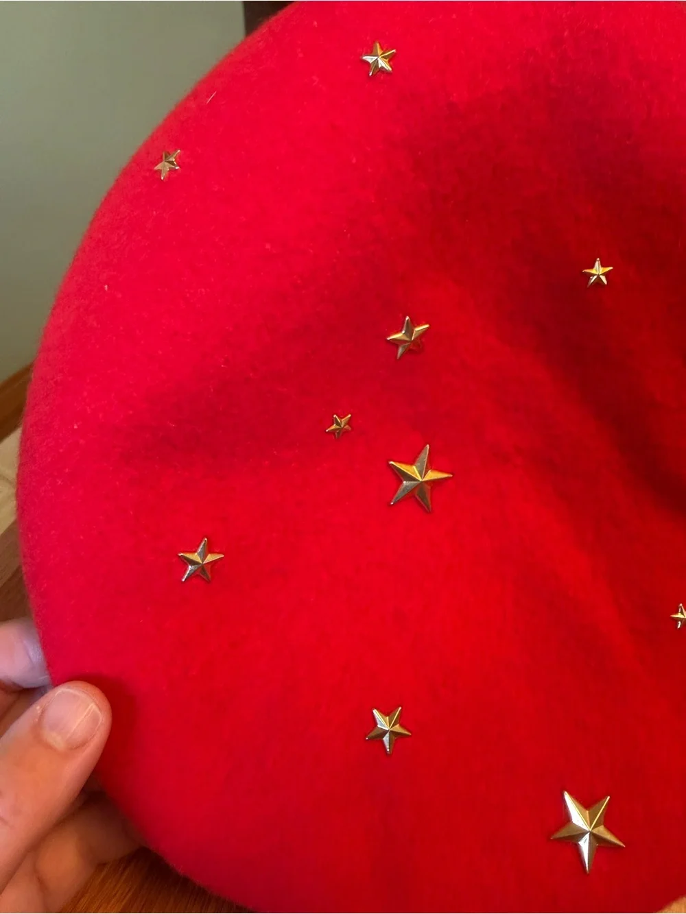 Vintage Moschino Milano Red wool Beret with Black Band and stars